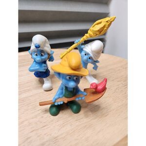 McDonald Smurf Toy Figurines 2011
